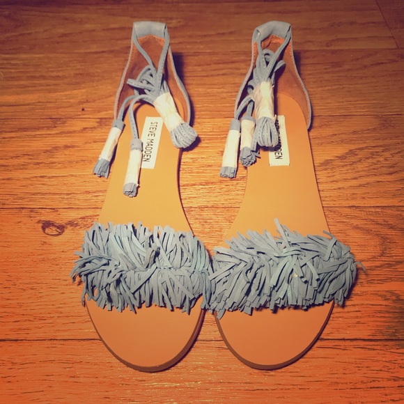 steve madden sweetyy fringe sandals